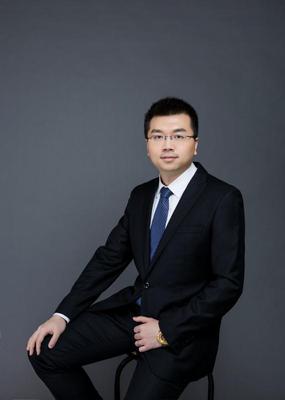 刘博